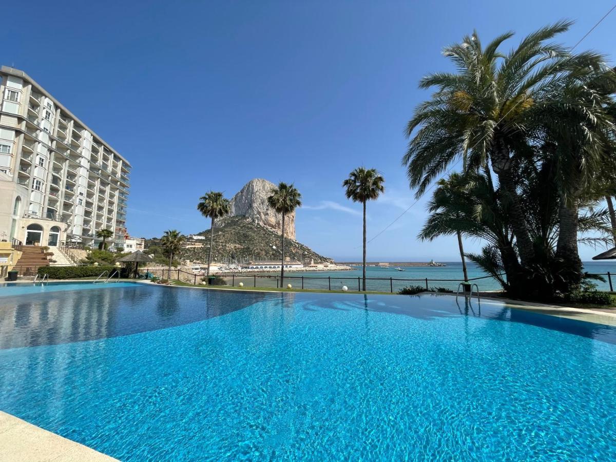 Clp - Beach Front, Pool View And Parking Calpe Esterno foto