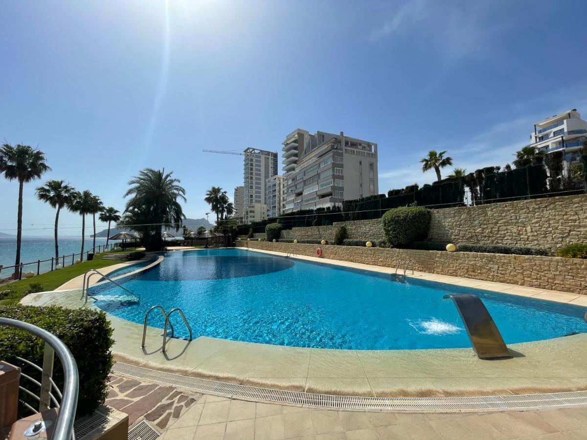 Clp - Beach Front, Pool View And Parking Calpe Esterno foto
