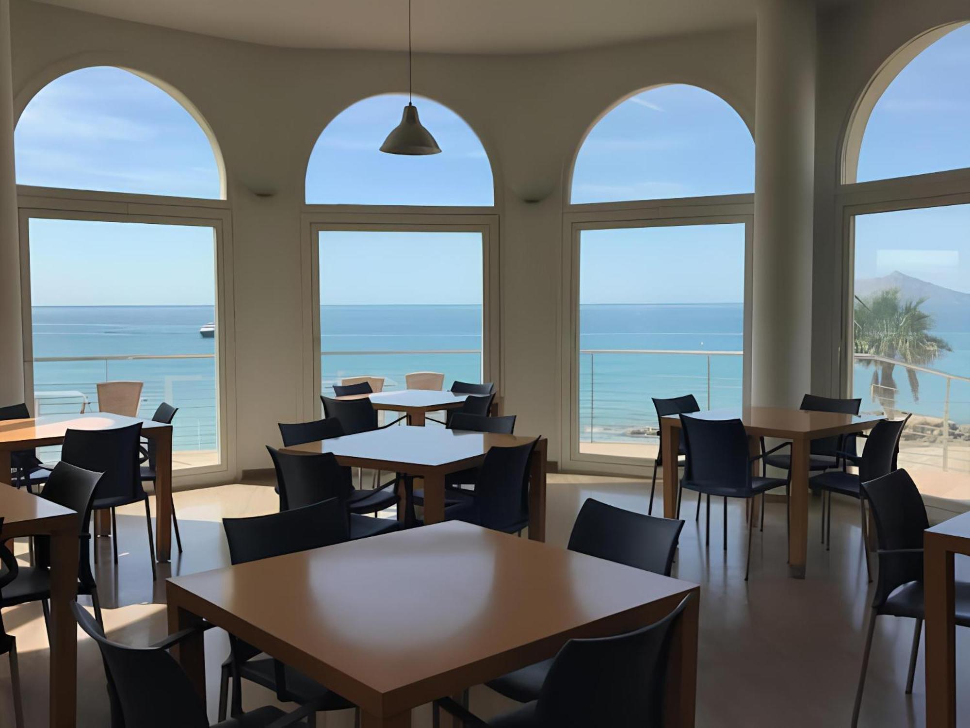 Clp - Beach Front, Pool View And Parking Calpe Esterno foto